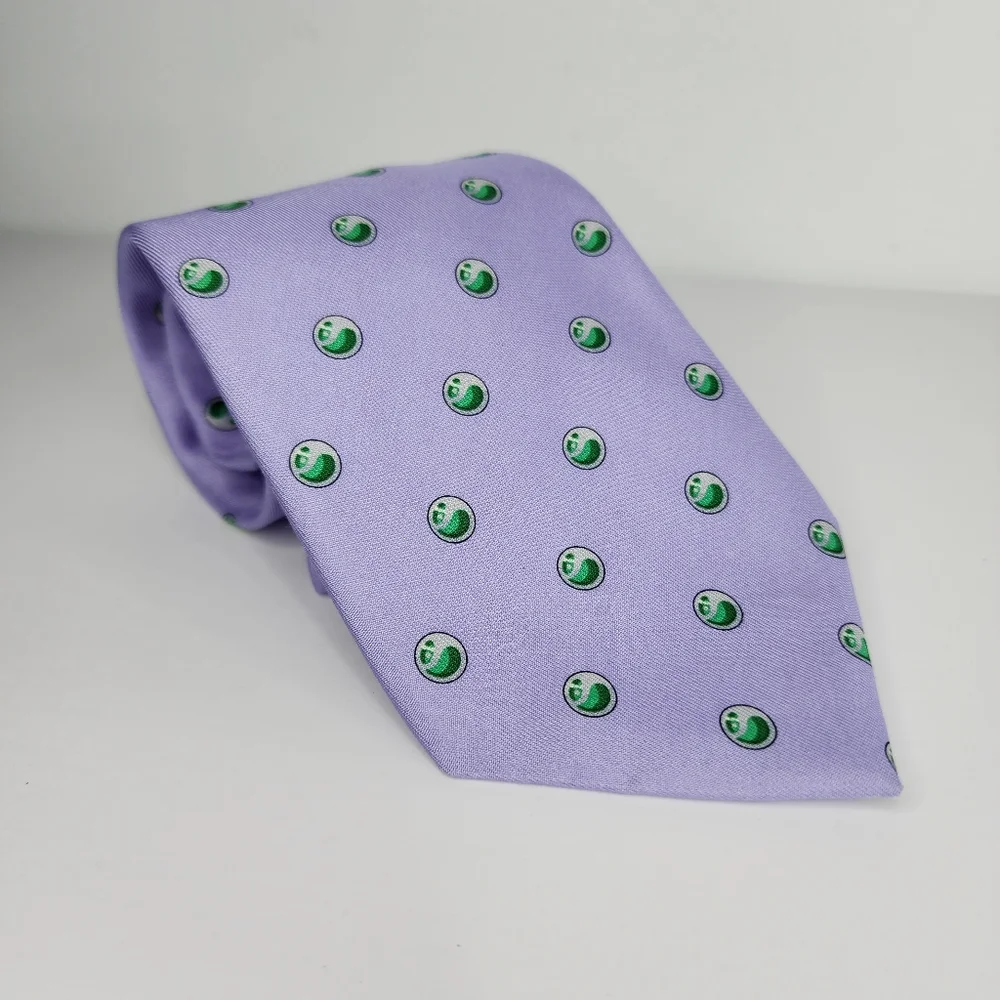VINEYARD VINES Blue Silk Tie.